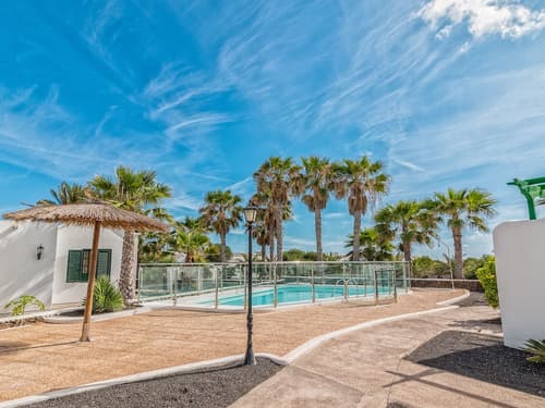 Apartamentos LIVVO Las Gaviotas, Outdoor pool