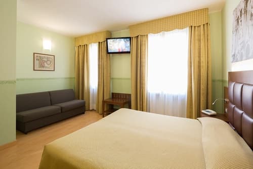 Hotel Terminus & Plaza, Room