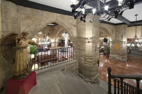 Parador de Santo Domingo de la Calzada, Lobby sitting area