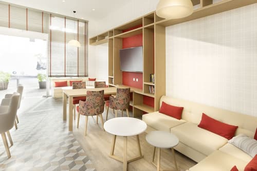 Hotel Jason Inn, Lobby