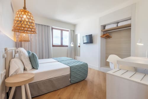 Leonardo Royal Ibiza Santa Eulalia, Room