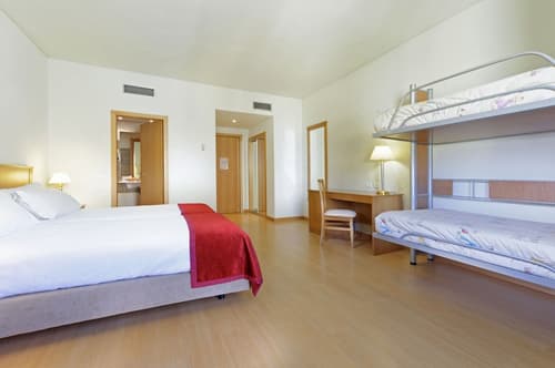 TRYP by Wyndham Porto Centro Hotel, Room