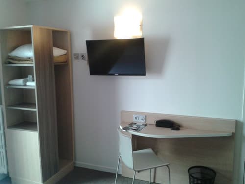 Brit Hotel Mâcon Centre Gare, Room