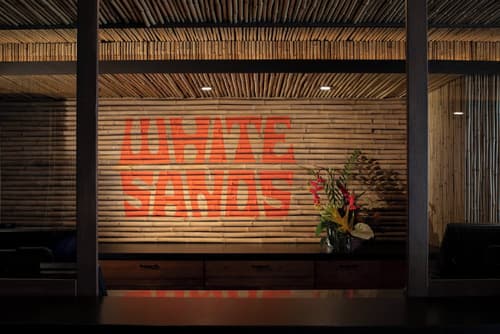 White Sands Hotel, Lobby