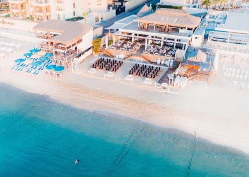 Bahia Hotel & Beach House, Restaurant