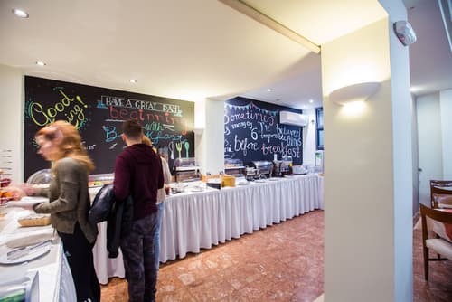 Marina Hotel Athens, Buffet