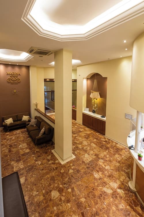 Marina Hotel Athens, Reception