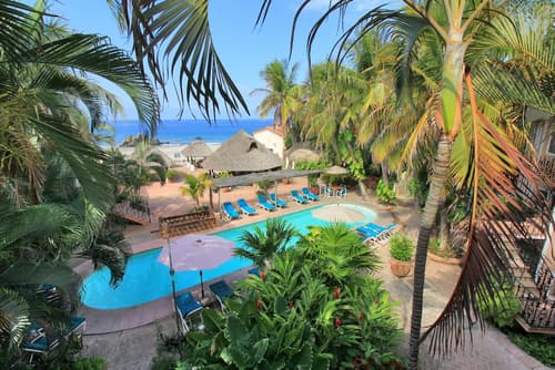 Hotel Santa Fe, Primary image