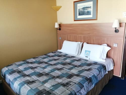 Kyriad Angers Pont De Ce, Room