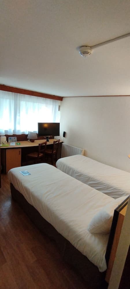 CAMPANILE COLMAR - Parc des Expositions, Room