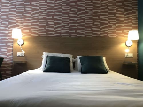 KYRIAD HONFLEUR - La Riviere Saint Sauveur, Room