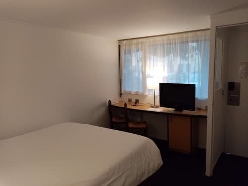 Kyriad Direct Marseille Est - La Valentine, Room