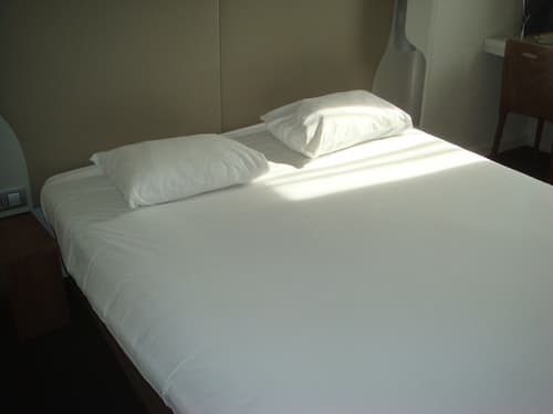 Campanile Paris Est - Bobigny, Room