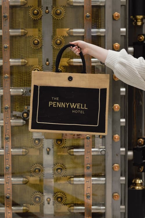 Hilton Pennywell St. Louis at the Arch, Reception