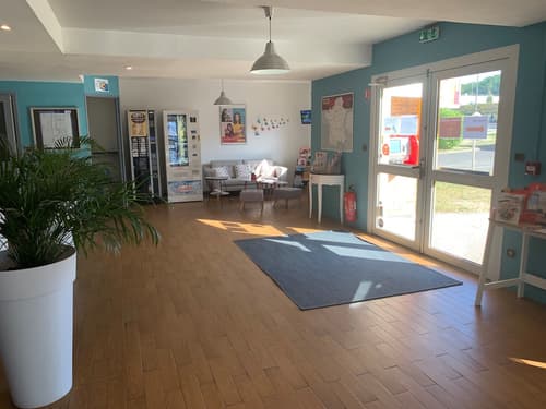 initial by balladins Tours Sud, Reception