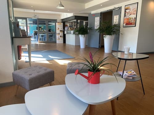 initial by balladins Tours Sud, Reception