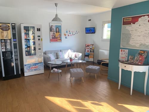 initial by balladins Tours Sud, Reception