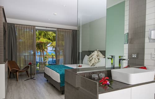 The Pearl Resort & Spa, Room