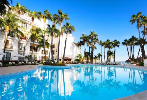 The Royal Cancun All Suites Resort, Pool