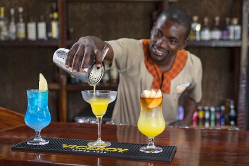 Hwange Safari Lodge, Bar (on property)