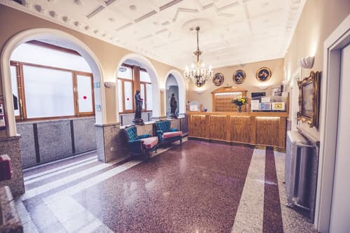 Hostal Marlasca, Reception