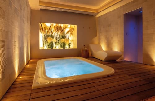 Regina Margherita Hotel, Spa