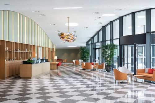 Four Points by Sheraton Ljubljana Mons, Lobby lounge