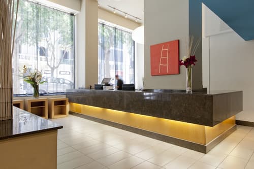 Hotel Sagrada Familia, Lobby