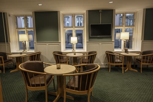 City Hotel Nebo, Reception