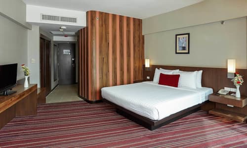 Ambassador Bangkok Hotel, Room