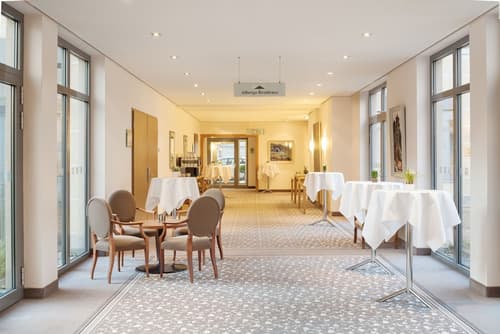 Holiday Inn Nürnberg City Centre by IHG, Lobby