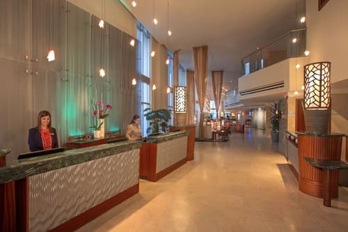 Marenas Beach Resort, Reception