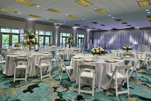 Renaissance Shoals Resort and Spa, Reception
