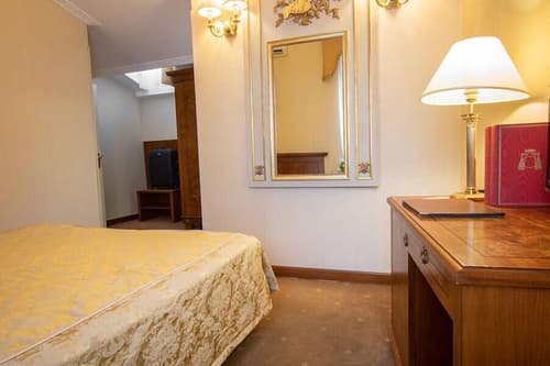 Hosianum Palace, Room