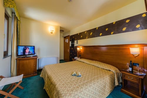 Hotel Au Soleil, Room