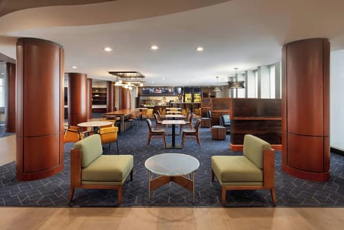 Courtyard by Marriott Boston-South Boston, Lobby lounge