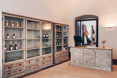 Convento do Espinheiro, Historic Hotel & Spa, Lobby sitting area