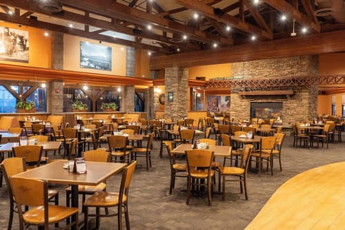 Grand Canyon Railway Hotel, Restaurant