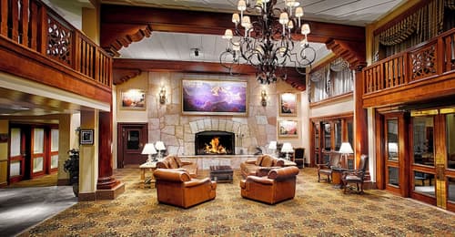 Grand Canyon Railway Hotel, Lobby