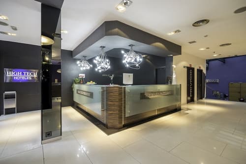 Petit Palace President Castellana, Reception