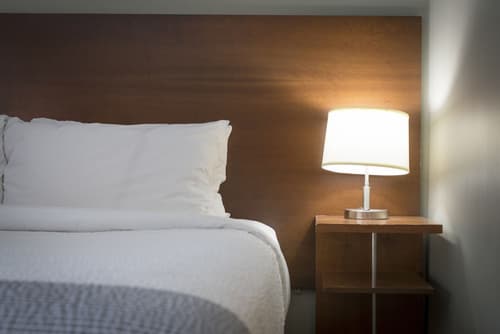 The Juniper Hotel, Room