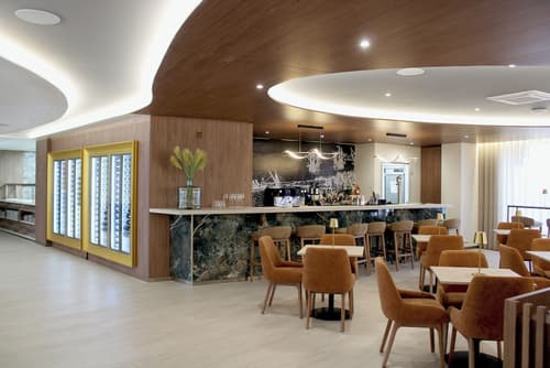 AP Sines, Bar (on property)