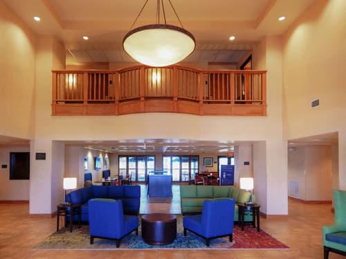 Comfort Inn & Suites Sheridan, Lobby