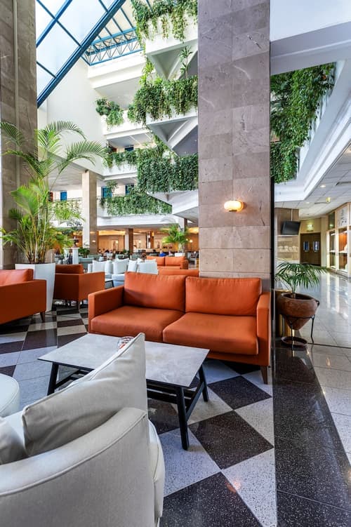 Louis Phaethon Beach, Lobby sitting area