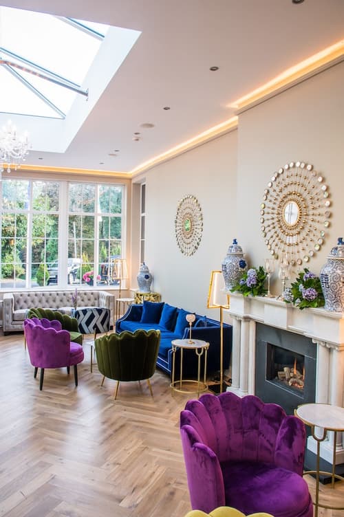 Cork’s Vienna Woods Hotel and Villas, Lobby sitting area