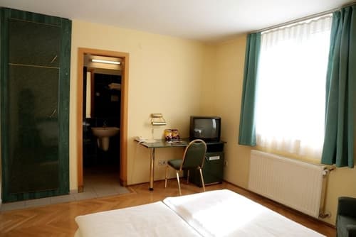 Hotel Bara Budapest, Room