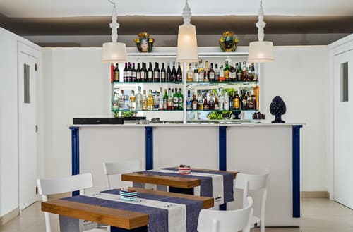 Hotel Miramare, Bar (on property)