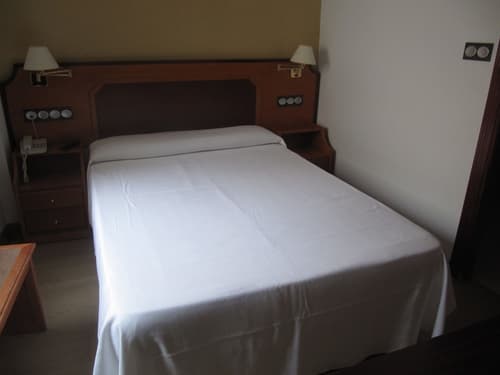 Hotel Don Juan, Room