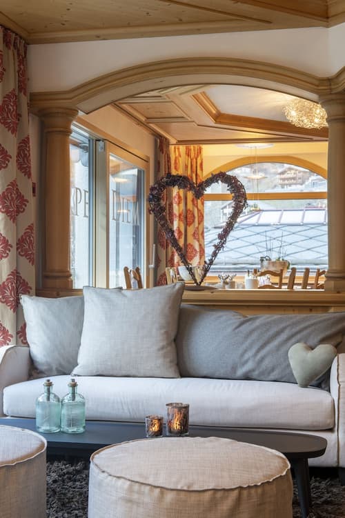 Hotel Chesa Valese, Lobby lounge