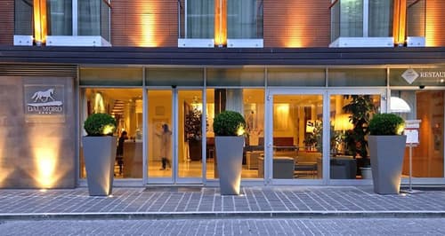 Dal Moro Gallery Hotel, Property entrance